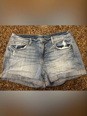 Old Navy Light Blue Distressed Rolled-Hem Jean Shorts